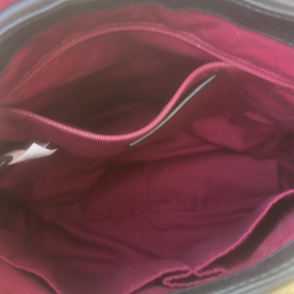 Marc by Marc Jacobs Black Leather Shoulder Purse - Picture 6 of 9